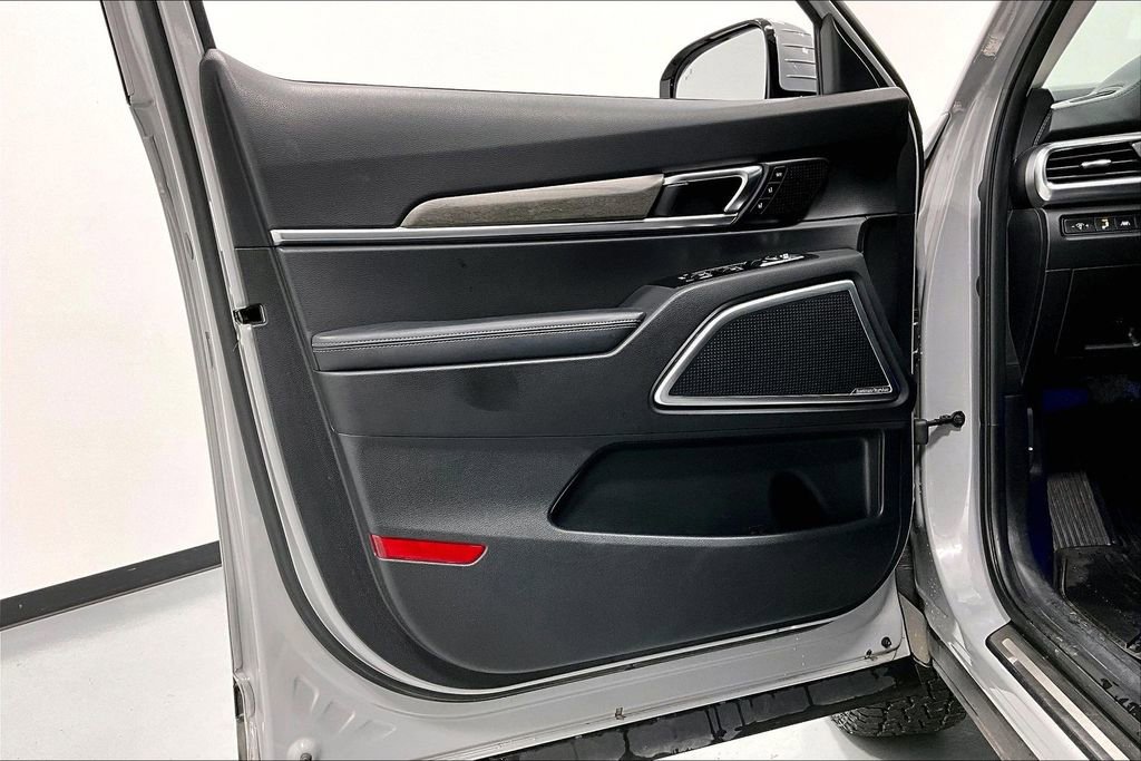 Used 2022 Kia Telluride SX w/ SX Prestige Package image 20