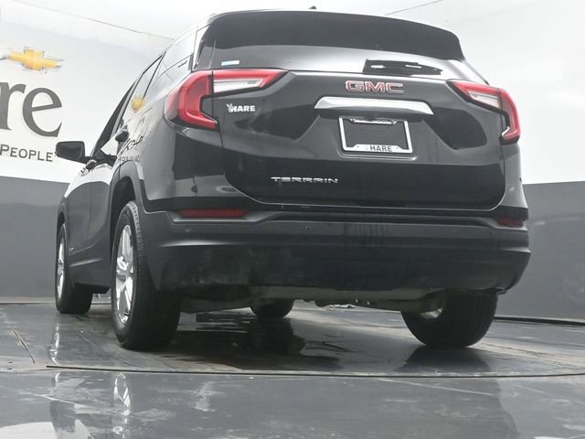 Used 2023 GMC Terrain SLE w/ Driver Convenience Package image 53