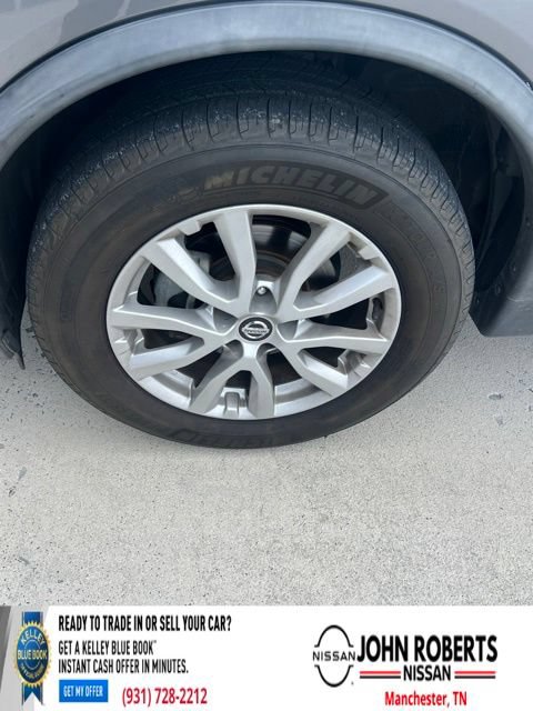 Used 2018 Nissan Rogue SV FWD image 20