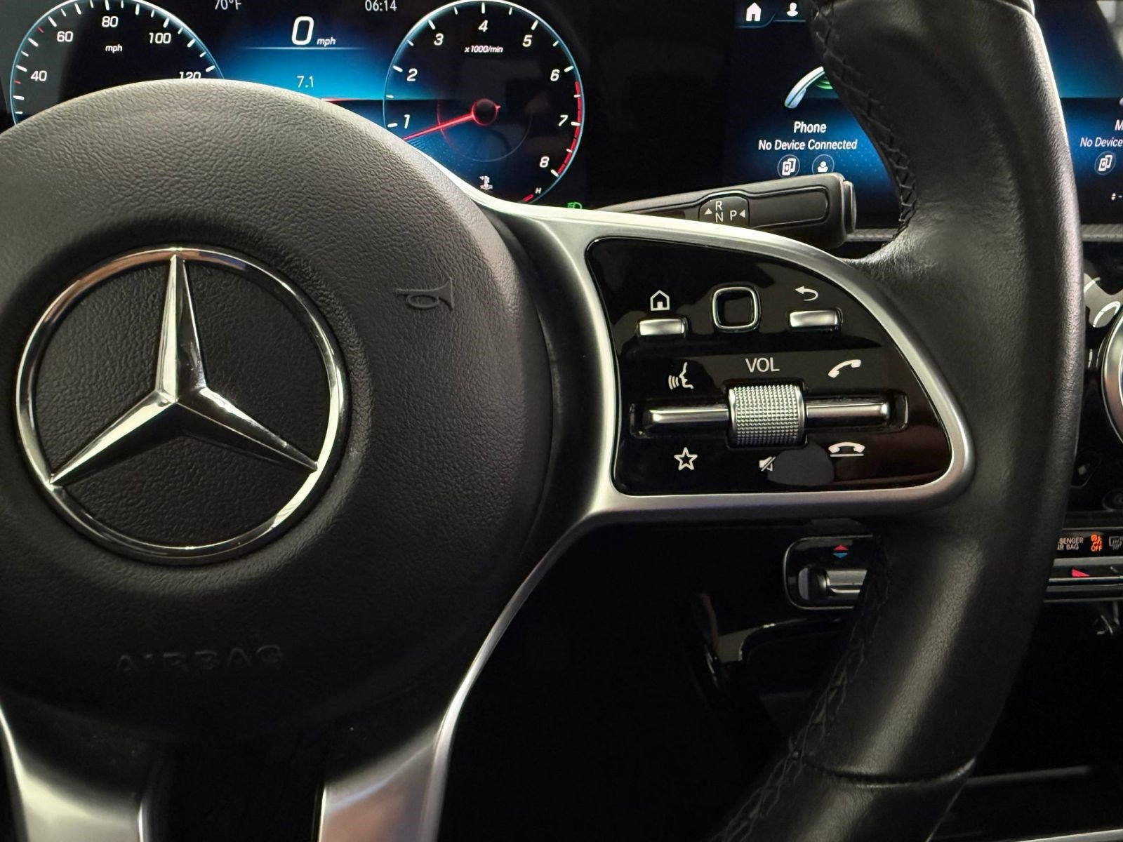 Used 2022 Mercedes-Benz CLA 250 image 27