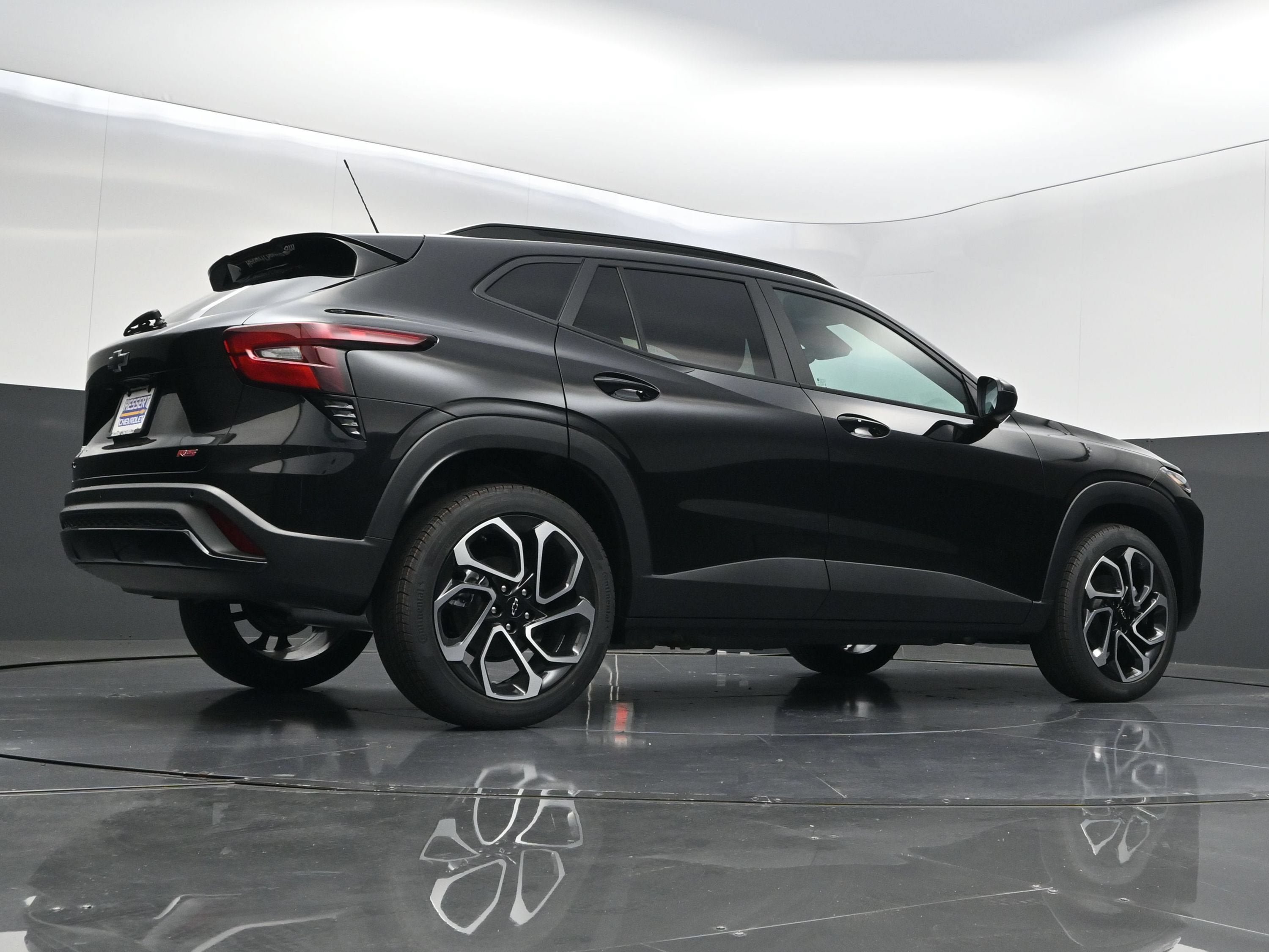 New 2026 Chevrolet Trax RS w/ Sunroof Package FWD image 43
