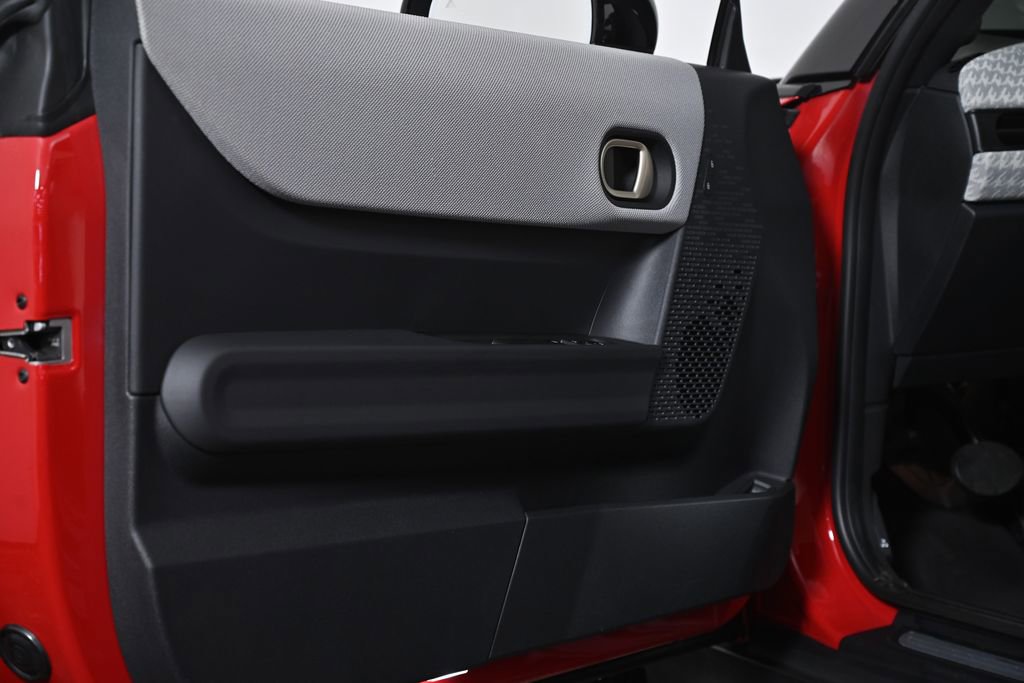 Certified 2025 MINI Cooper S image 29