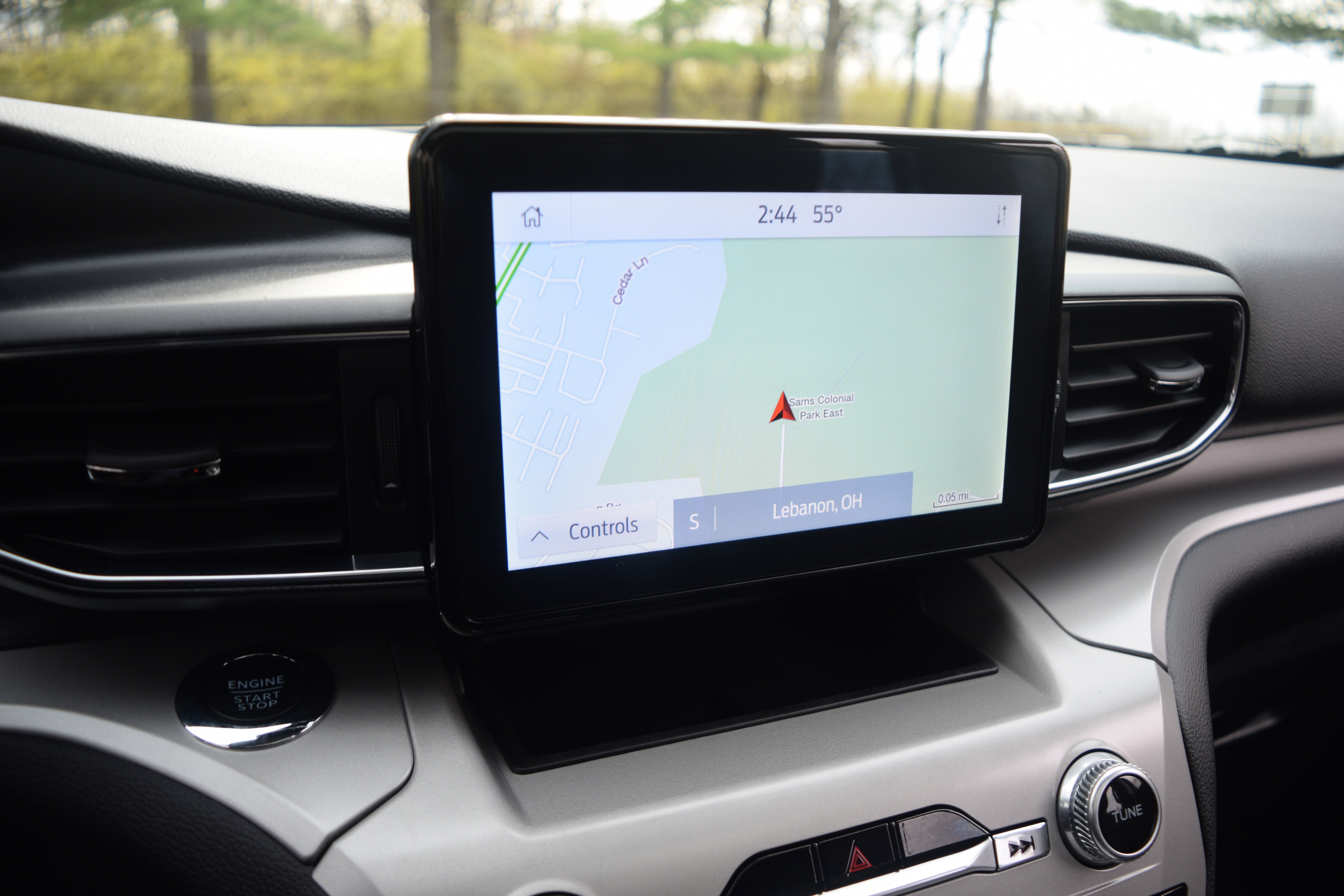 Used 2023 Ford Explorer XLT w/ Equipment Group 202A image 9