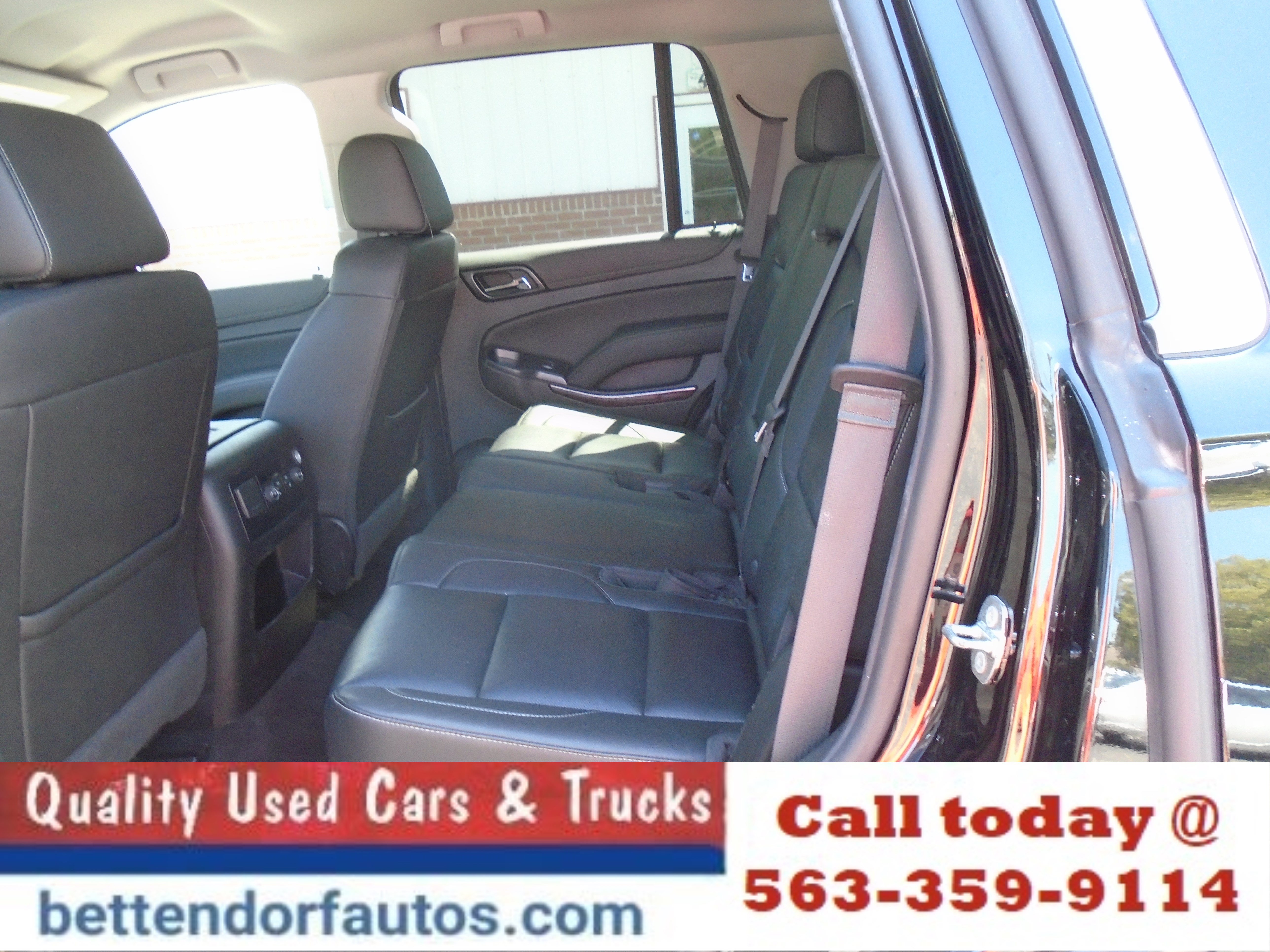 Used 2017 GMC Yukon SLT AWD/4WD image 8