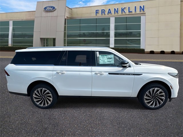 New 2025 Lincoln Navigator L Black Label image 8