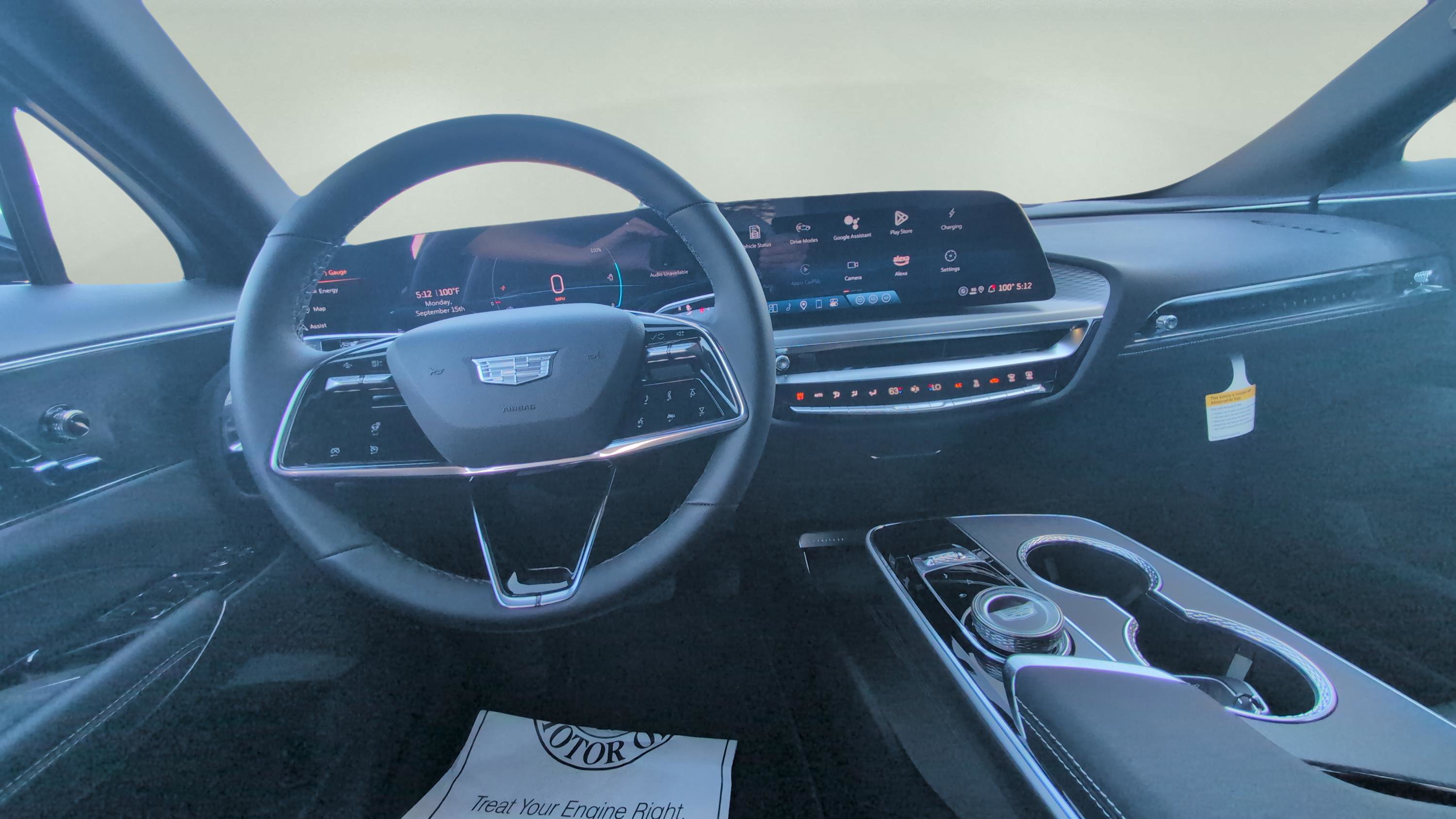 New 2025 Cadillac Lyriq Luxury image 9