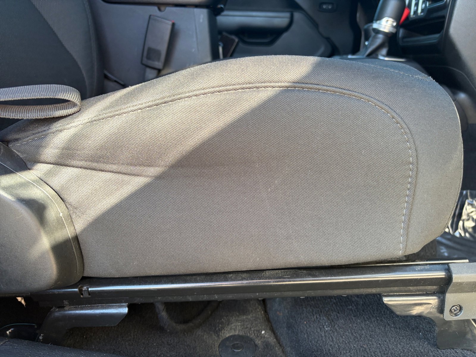 Used 2021 Jeep Wrangler Sport AWD/4WD image 34