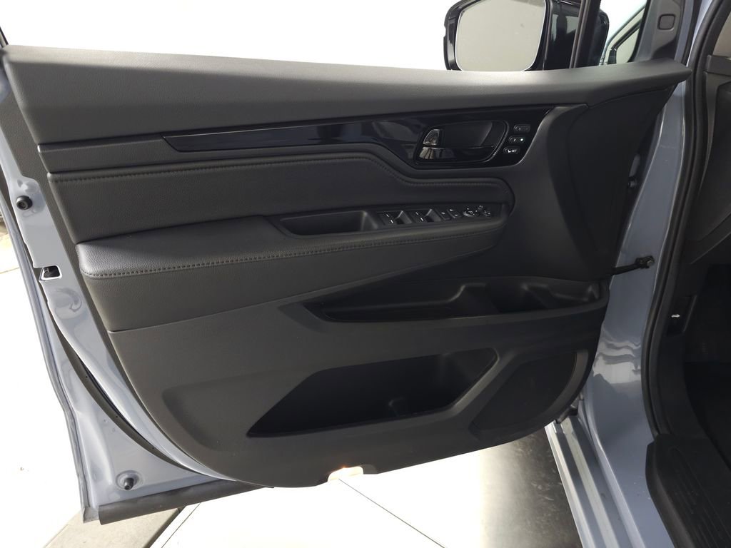 Used 2024 Honda Odyssey Elite image 16