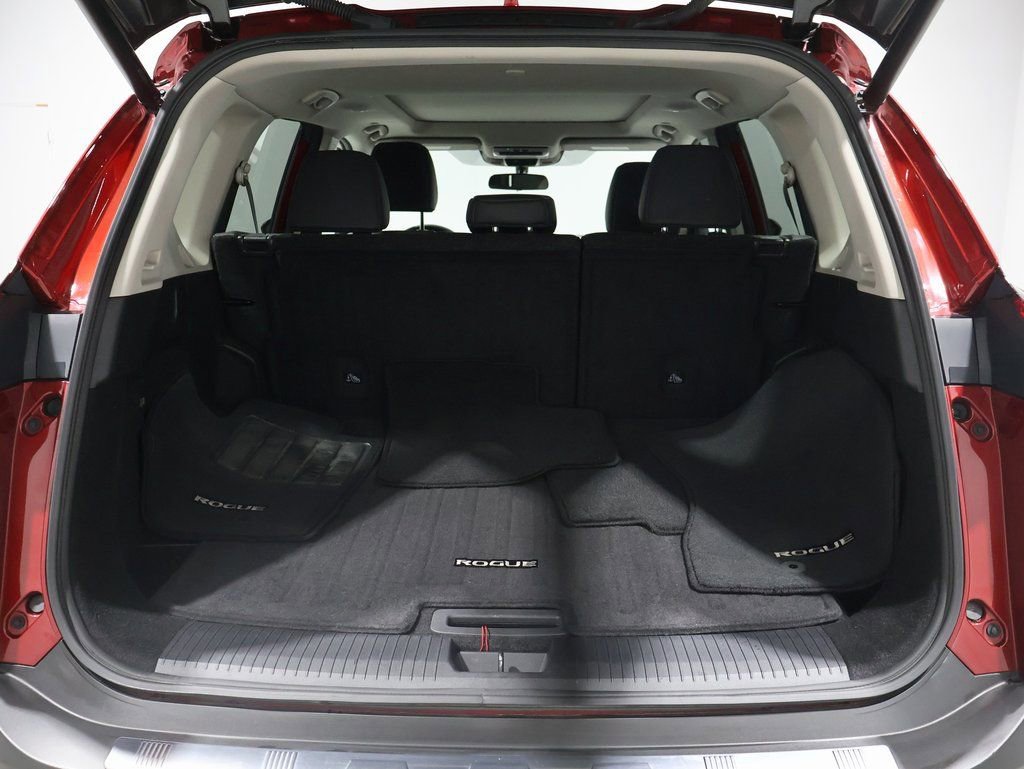 Used 2023 Nissan Rogue SV w/ SV Premium B Package image 23