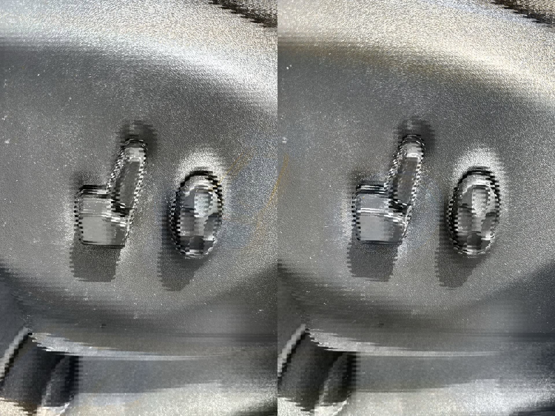 Used 2018 Chrysler Pacifica Touring Plus w/ S Appearance Package FWD image 3