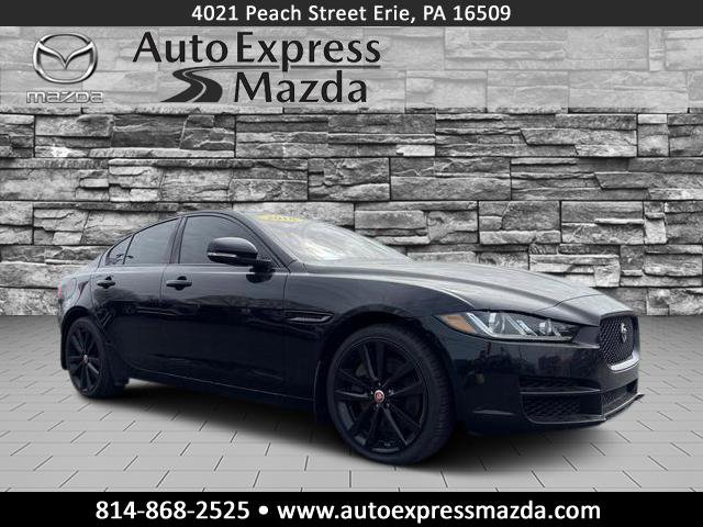 Used 2018 Jaguar XE Prestige image 1