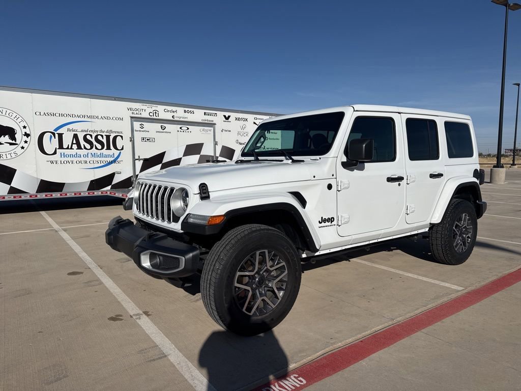 Used 2025 Jeep Wrangler Sahara image 1