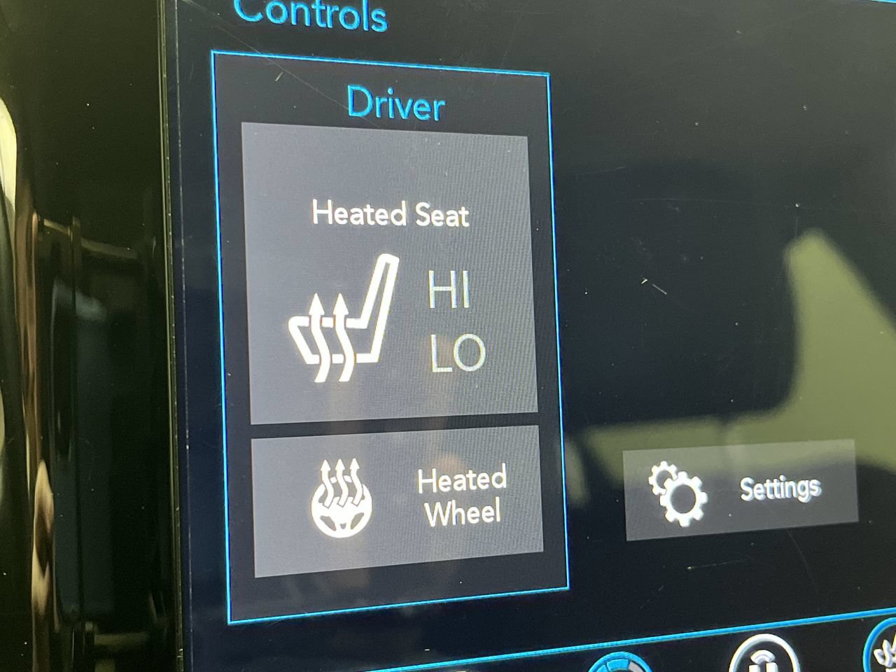 Used 2019 Chrysler Pacifica Touring-L FWD image 23