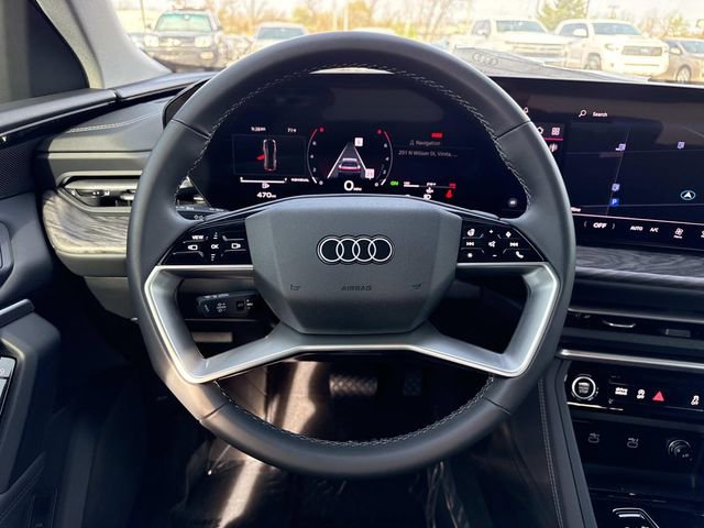 Used 2025 Audi Q5 Premium w/ Convenience Package image 13