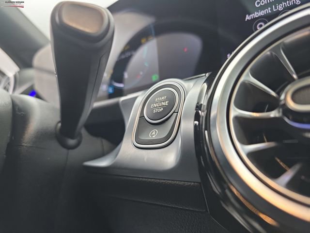 Used 2022 Mercedes-Benz GLB 250 4MATIC image 38