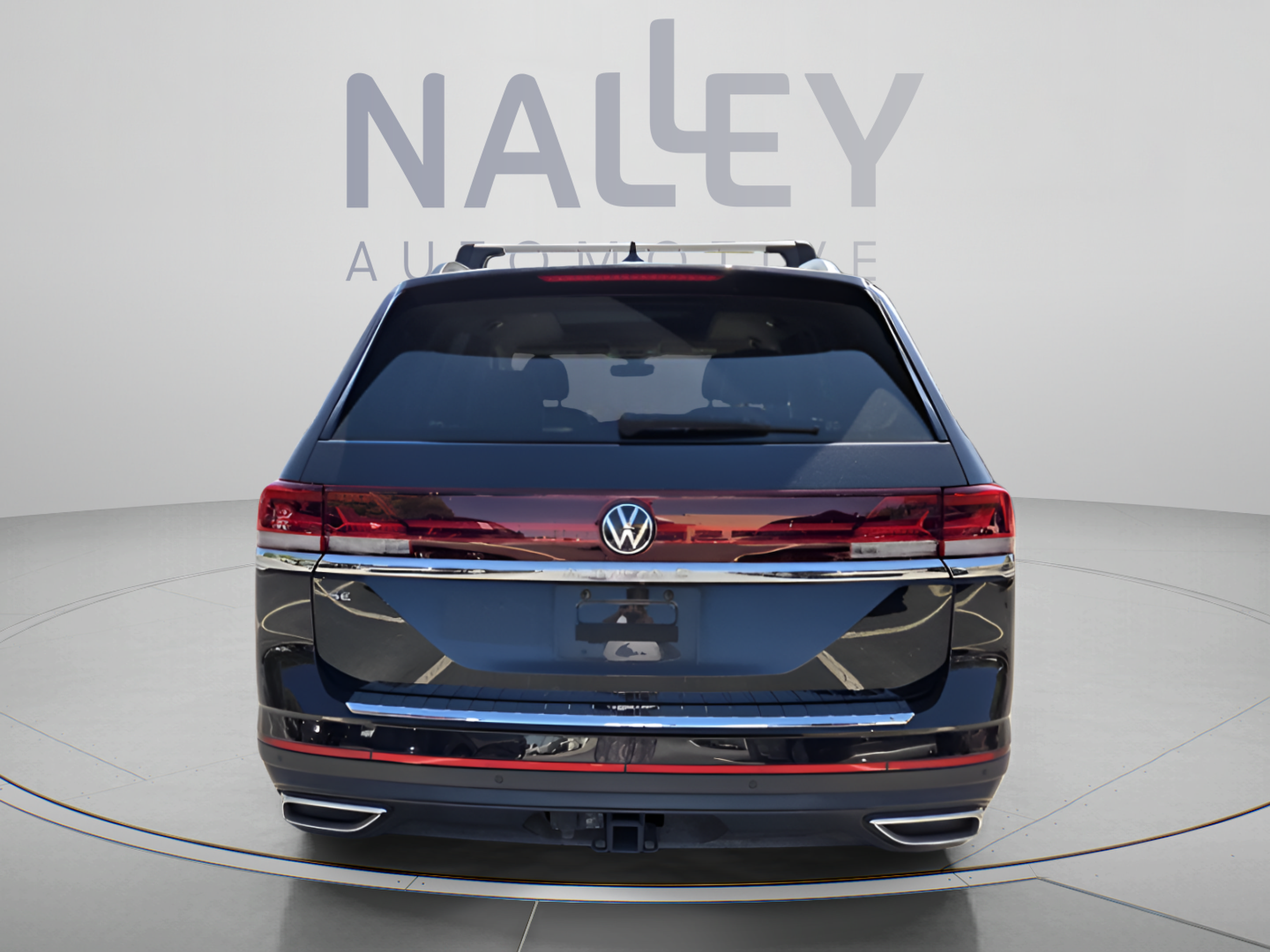 Used 2024 Volkswagen Atlas SE FWD image 4