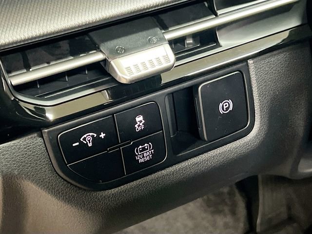 New 2026 Kia Sportage LX image 10