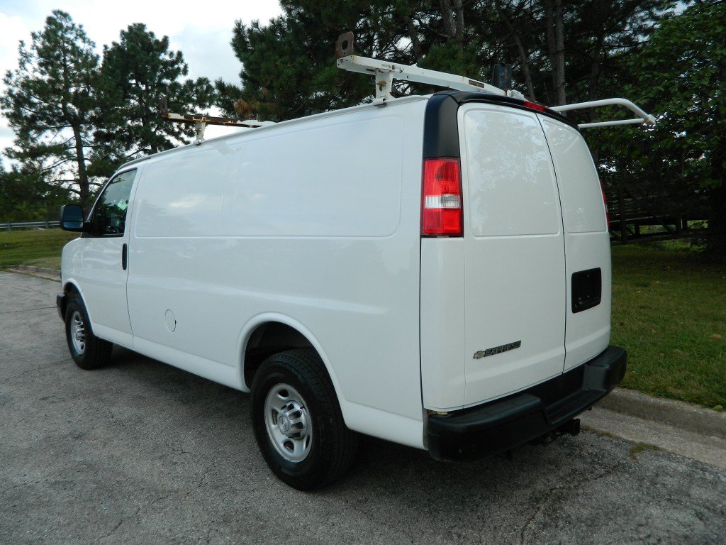 Used 2019 Chevrolet Express 2500 w/ Communications Package RWD image 6