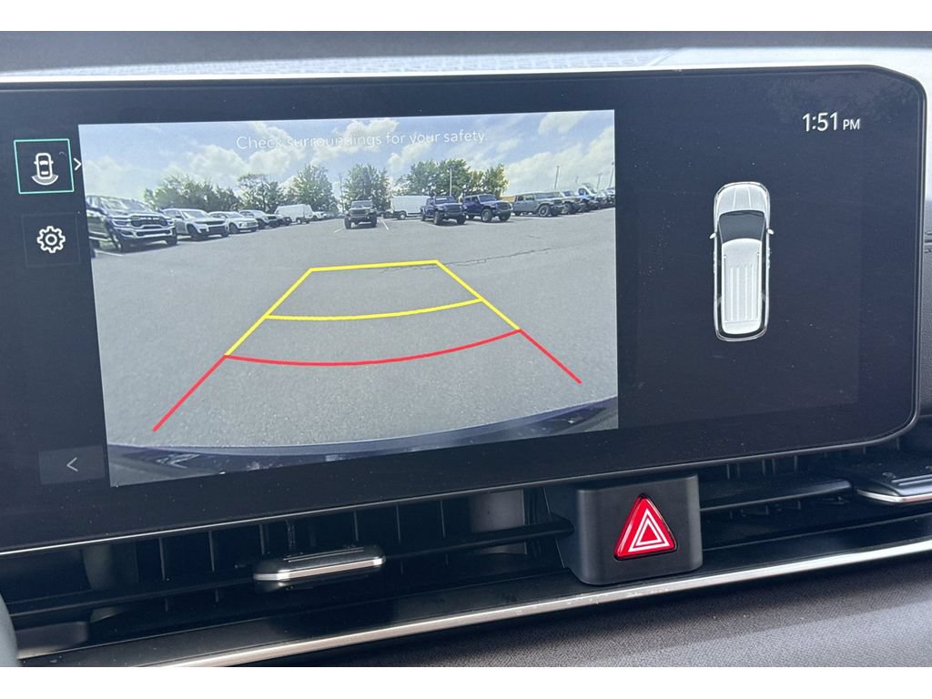 Used 2025 Kia Carnival EX FWD image 23