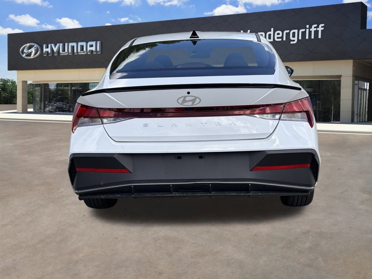 Certified 2025 Hyundai Elantra Sport w/ Cargo Package image 10