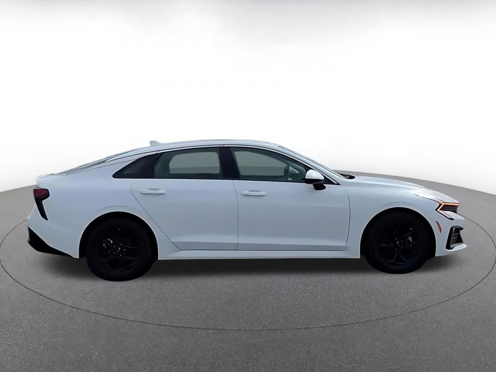 Used 2025 Kia K5 LXS image 14