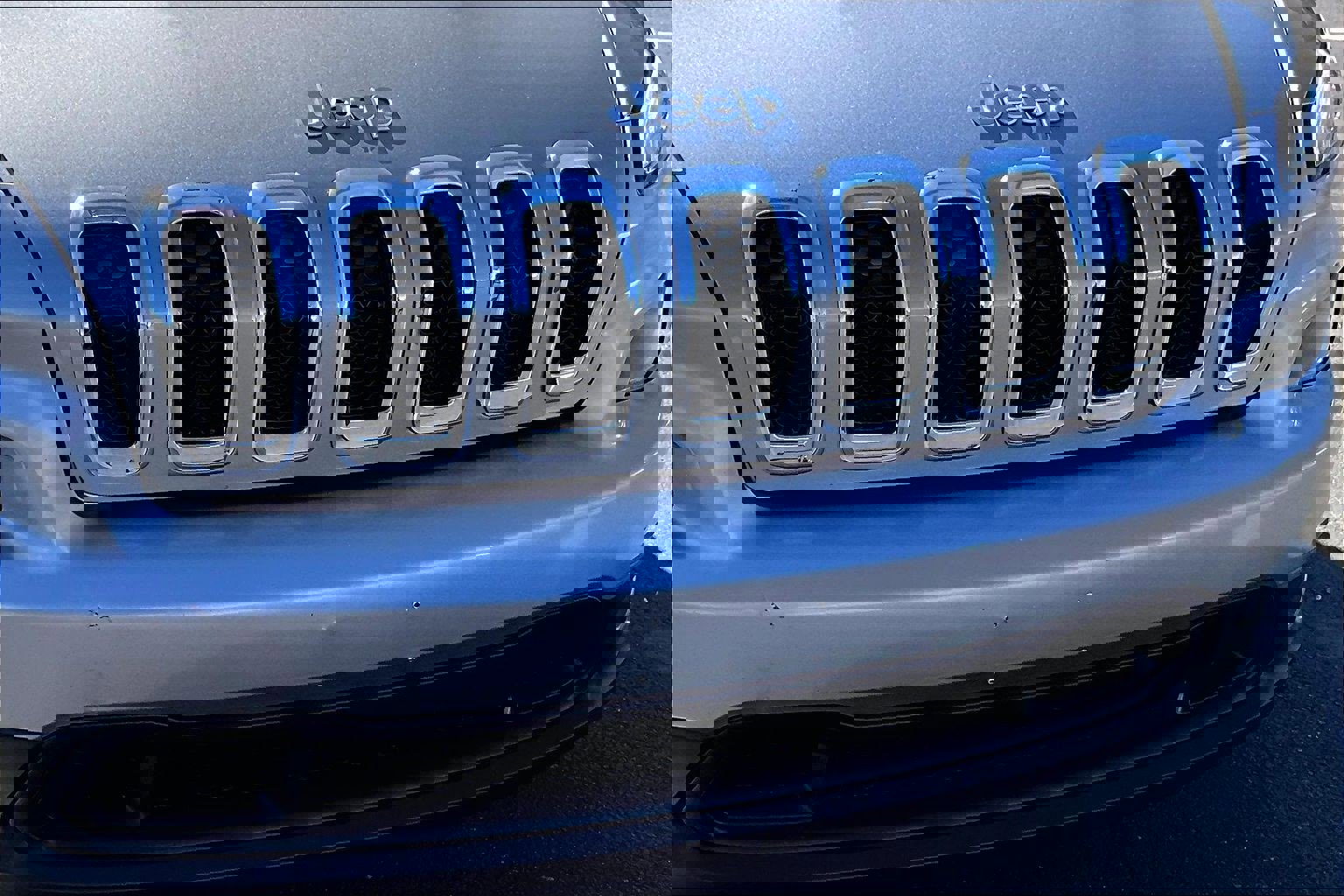 Used 2016 Jeep Cherokee Latitude image 26