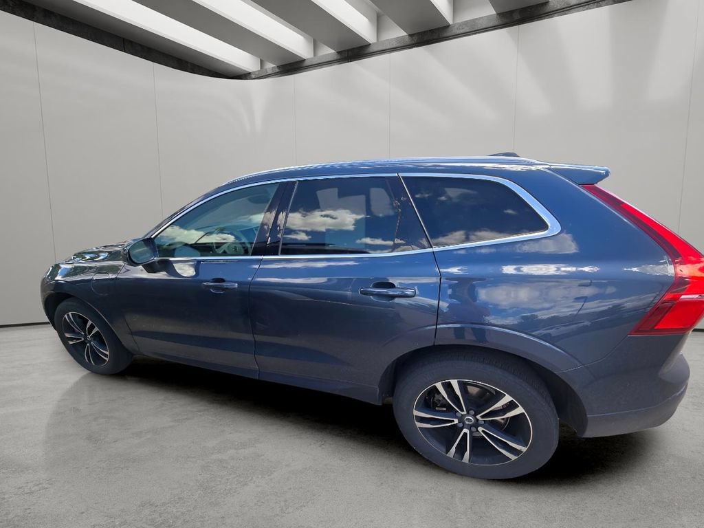 Used 2019 Volvo XC60 T8 Momentum w/ Advanced Package AWD/4WD image 3