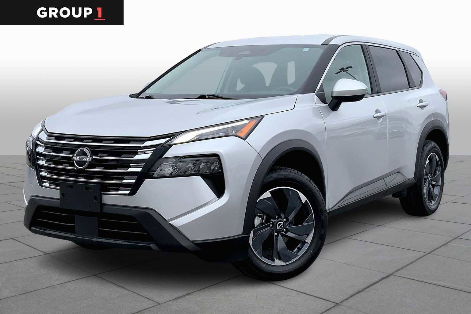 Used 2024 Nissan Rogue SV image 1