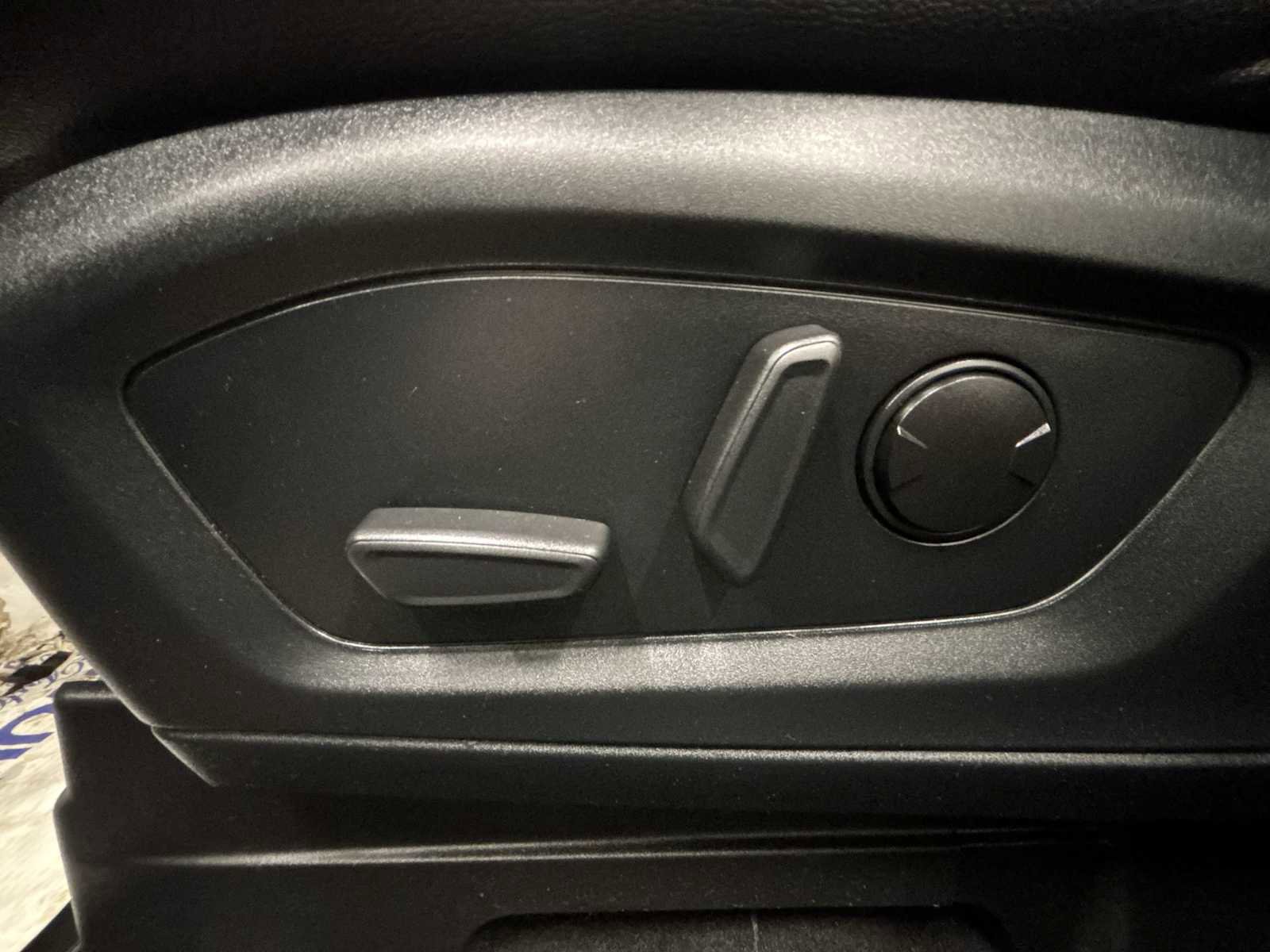 Used 2022 Ford Explorer ST w/ Equipment Group 401A image 14