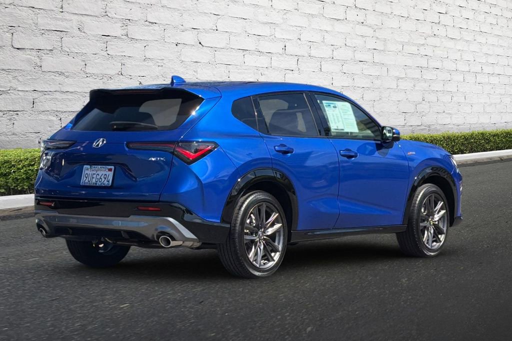 Used 2025 Acura ADX A-Spec image 4