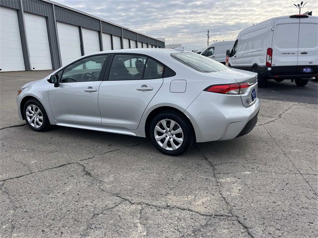 Used 2026 Toyota Corolla LE image 6