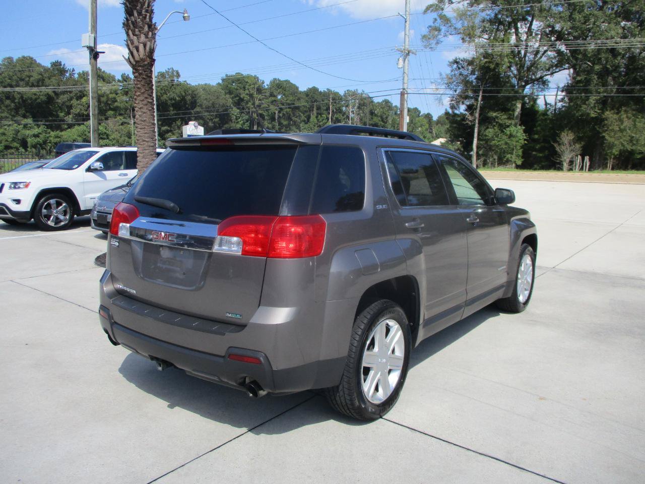 Used 2011 GMC Terrain SLE FWD image 26