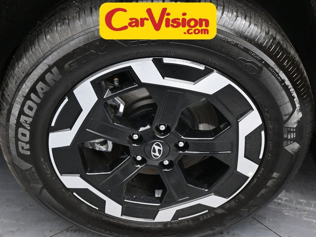 Used 2025 Hyundai Santa Fe SEL w/ Tow & Go Package image 36