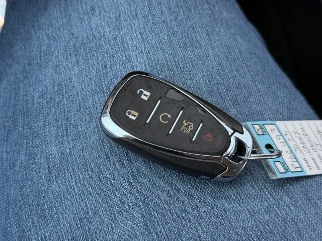 Used 2023 Chevrolet Malibu LT FWD image 25