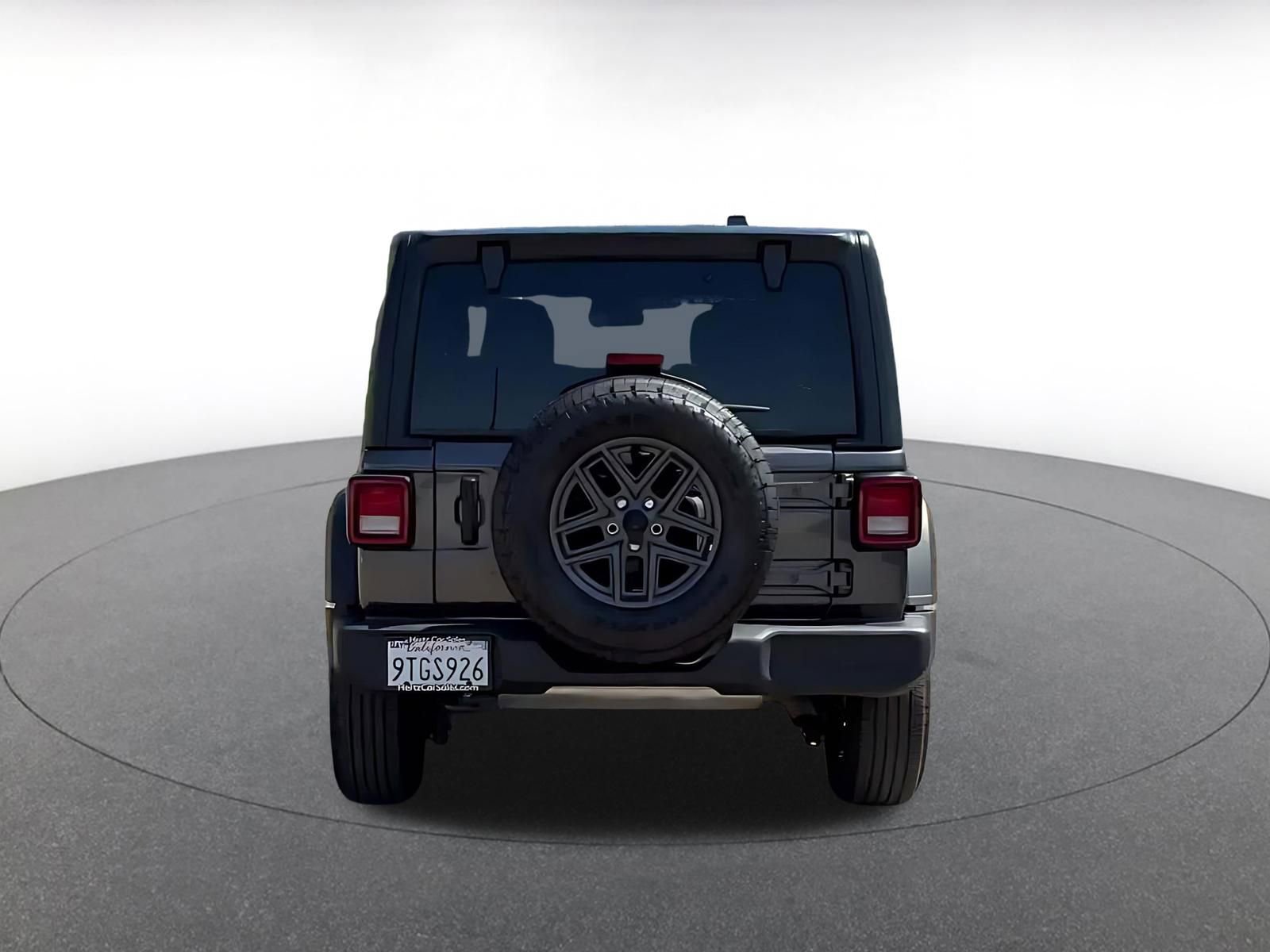 Used 2025 Jeep Wrangler Sport S image 11