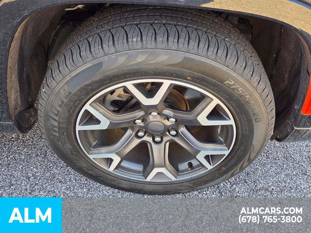 Used 2023 Jeep Wagoneer L Series III w/ Preferred Equipment Group image 18