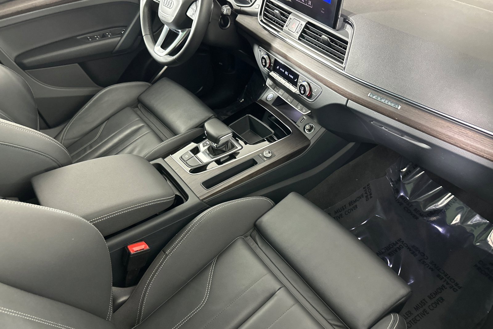 Used 2023 Audi Q5 2.0T Premium w/ Convenience Package image 15