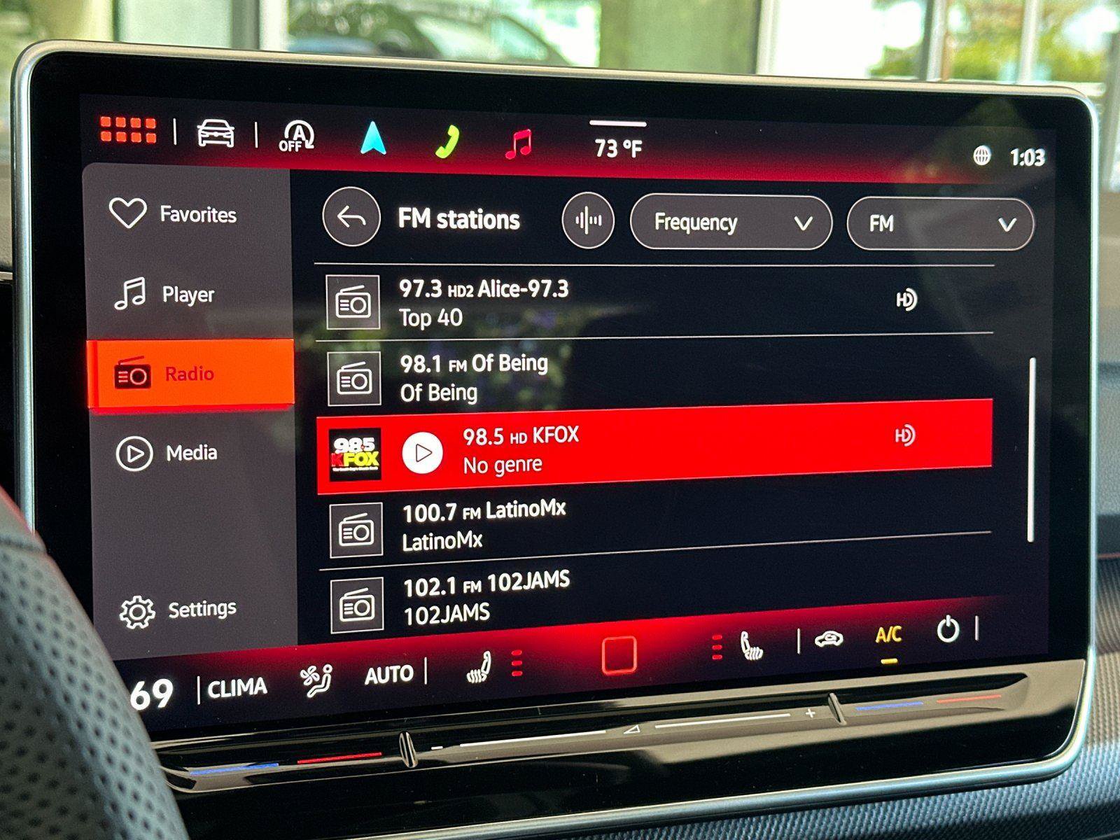 New 2026 Volkswagen Golf SE FWD image 17