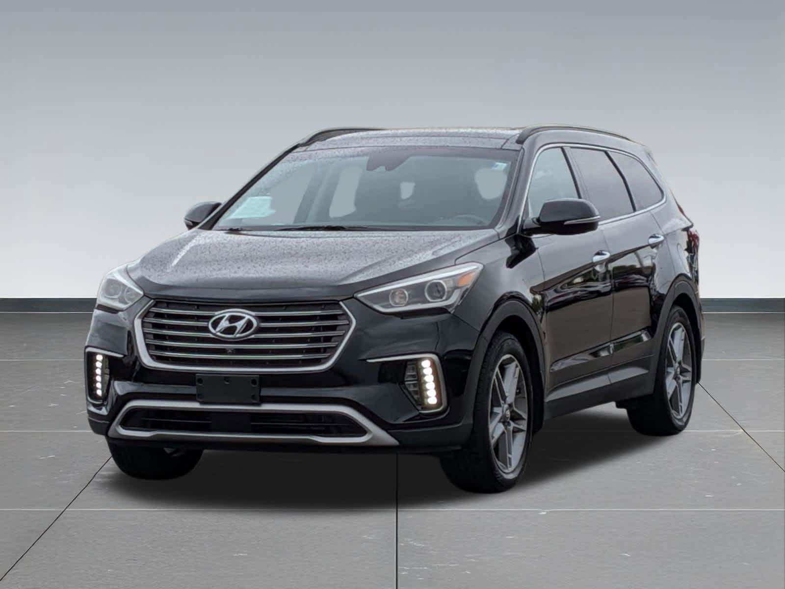 Used 2018 Hyundai Santa Fe AWD w/ SE Ultimate Tech Package 03 image 10