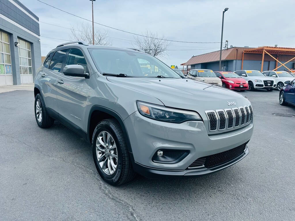 Used 2020 Jeep Cherokee Latitude Plus w/ Cold Weather Group