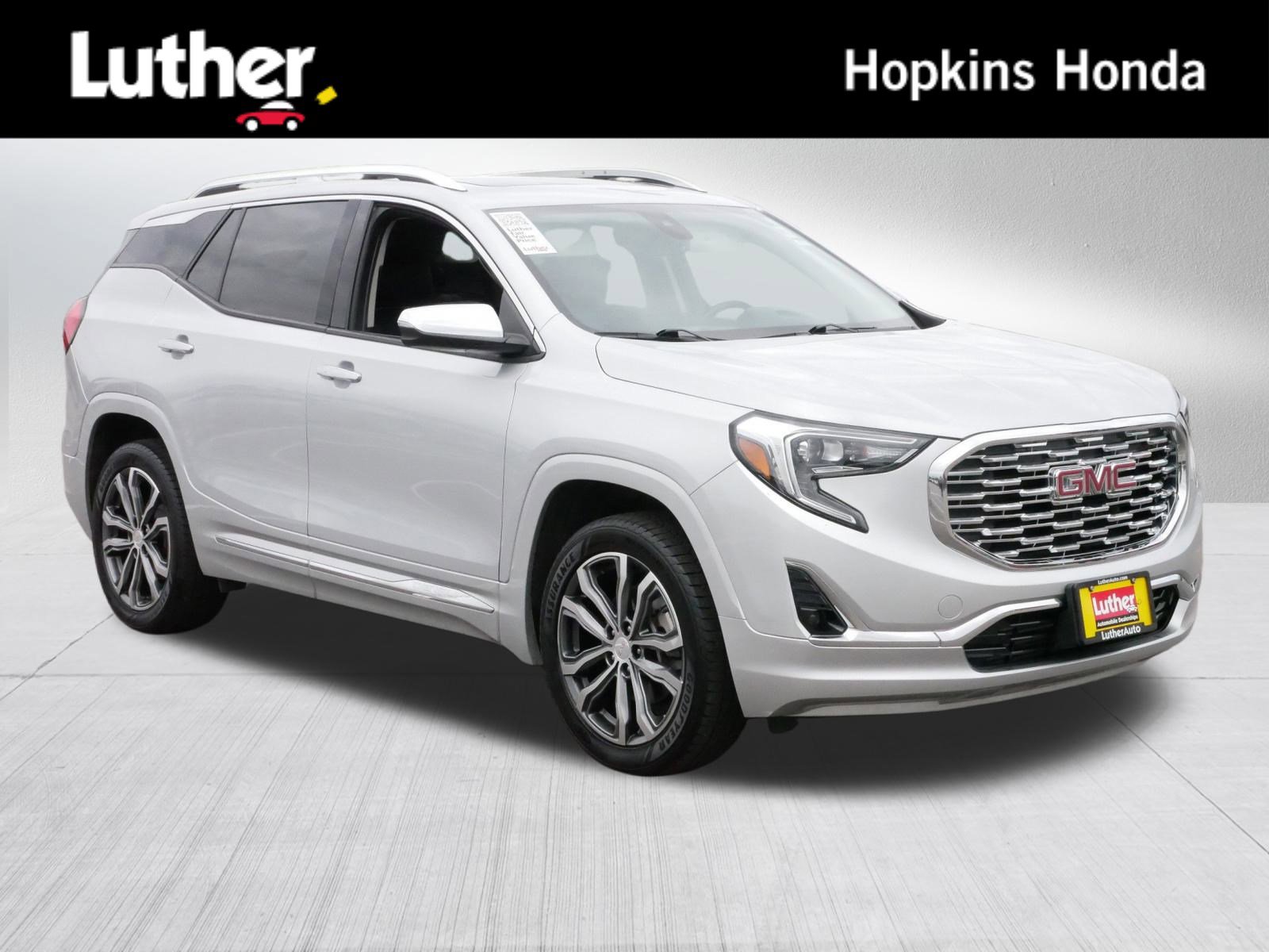 Used 2018 GMC Terrain Denali w/ Driver Alert Package II image 1
