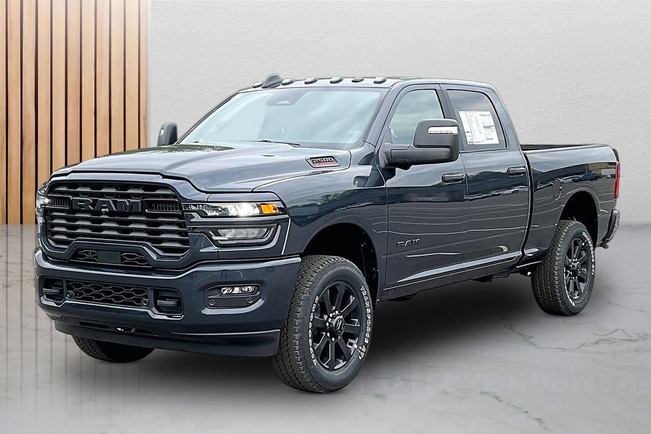 New 2026 RAM 2500 Big Horn AWD/4WD image 4