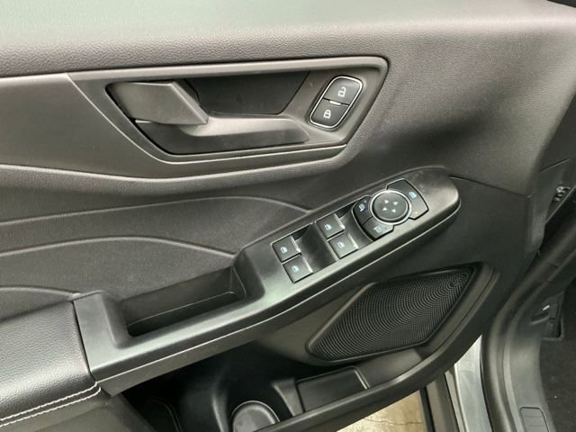 Used 2025 Ford Escape Active image 15