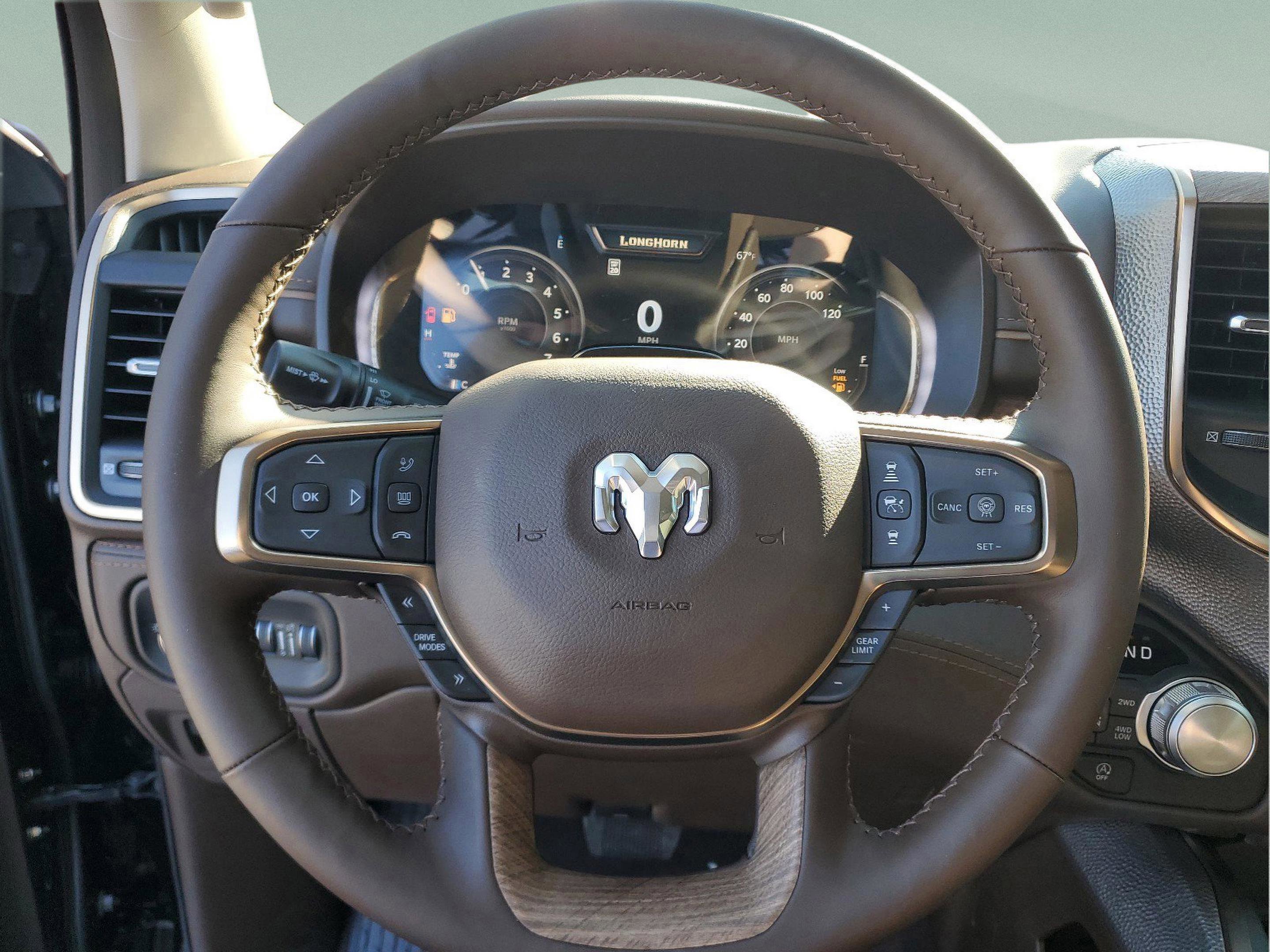 New 2026 RAM 1500 Limited w/ Trailer Tow Group image 40