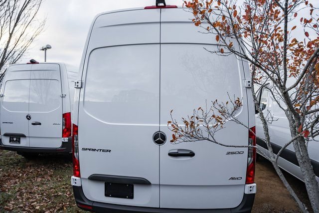New 2026 Mercedes-Benz Sprinter 2500 image 4