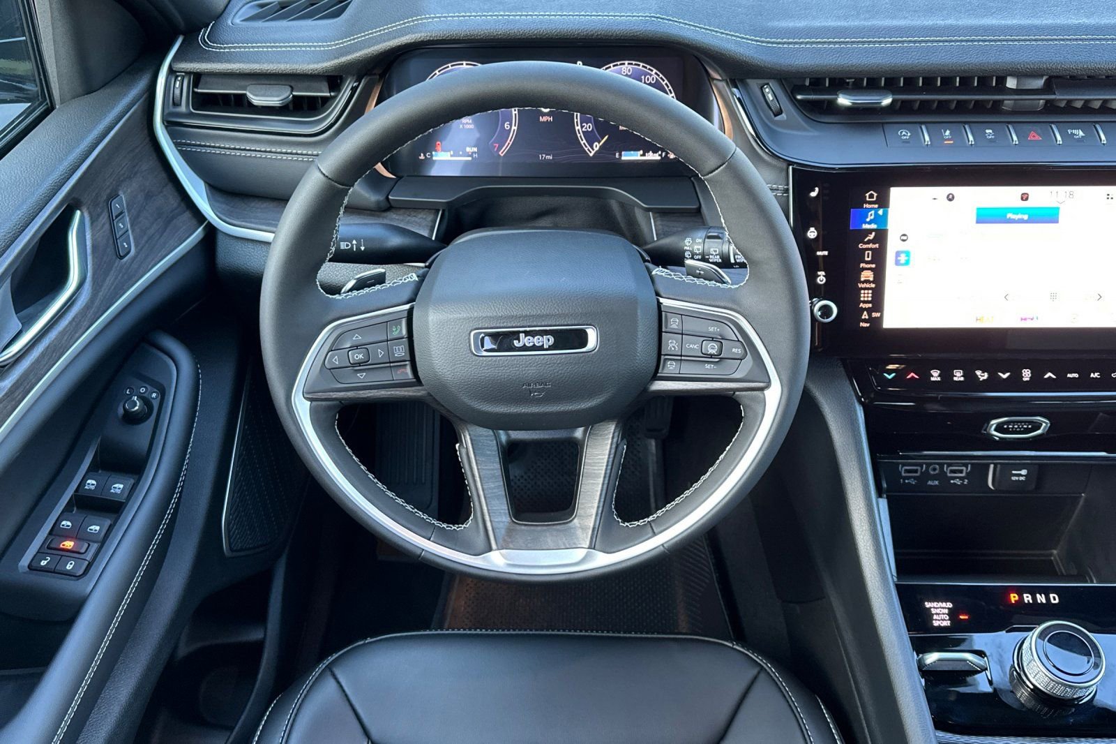 New 2026 Jeep Grand Cherokee Limited image 17