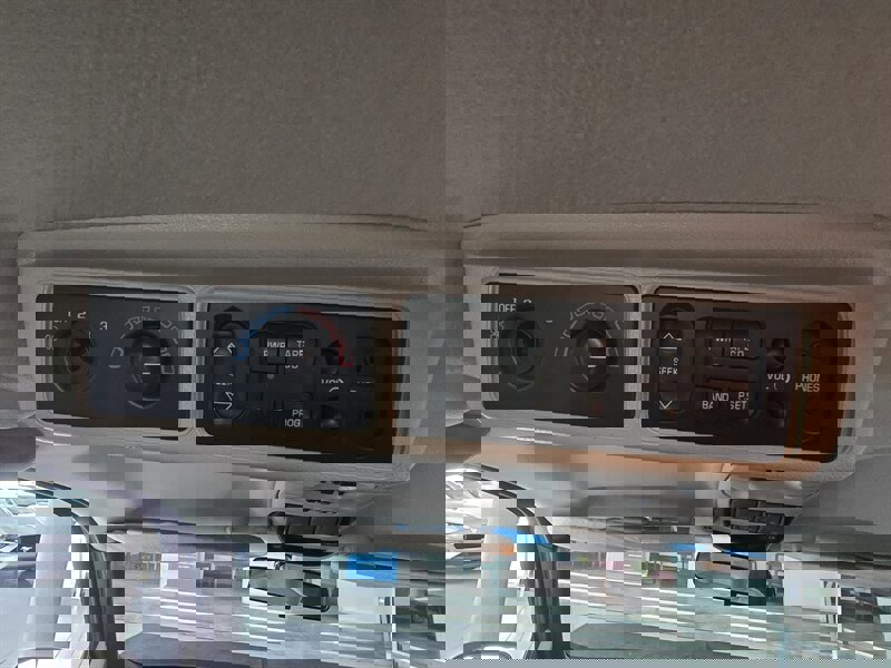 Used 2004 Pontiac Montana Extended w/ Convenience Package #1 image 14