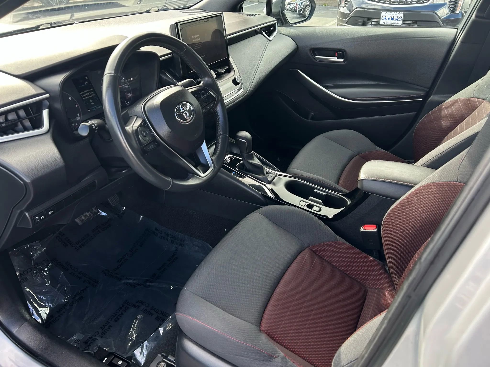 Used 2024 Toyota Corolla SE image 9