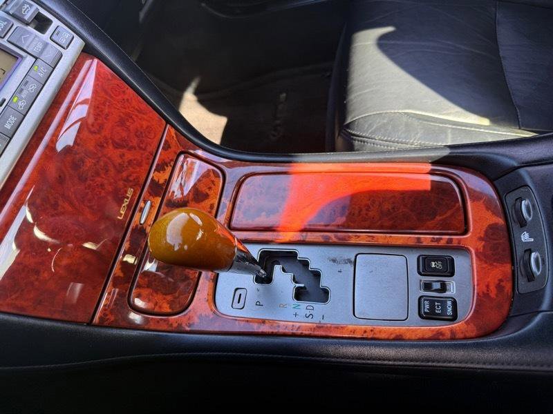 Used 2010 Lexus SC 430 Convertible image 32