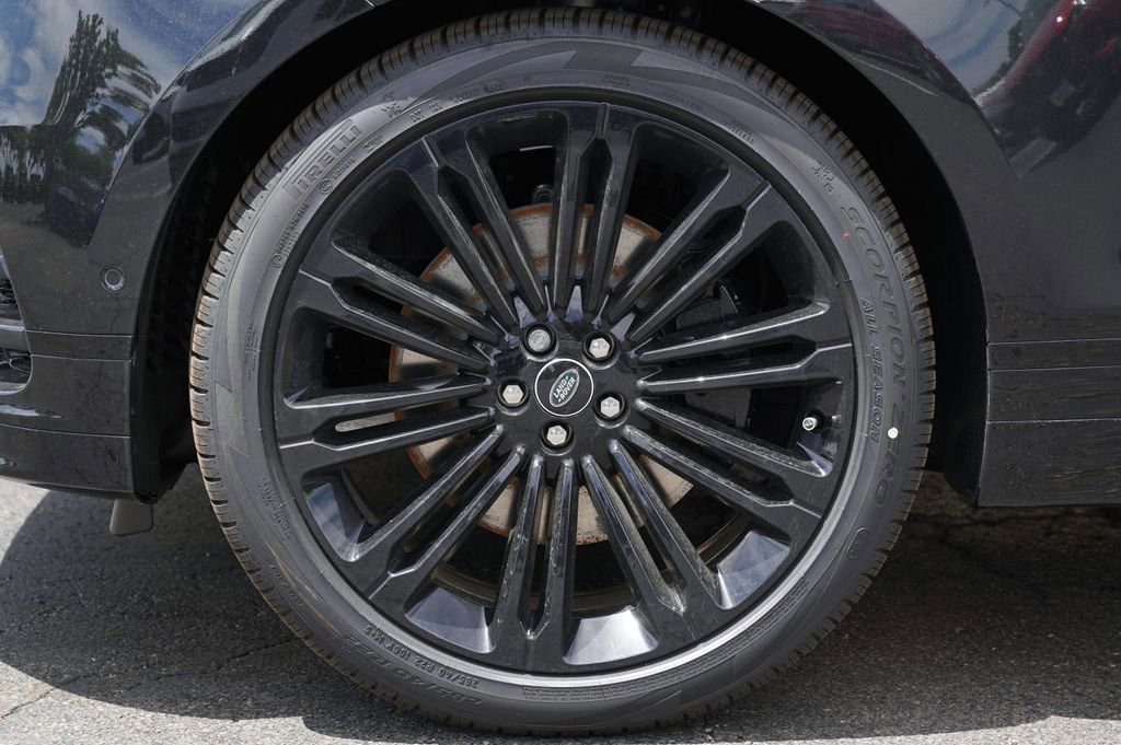 New 2026 Land Rover Range Rover Velar Belgravia AWD/4WD image 9